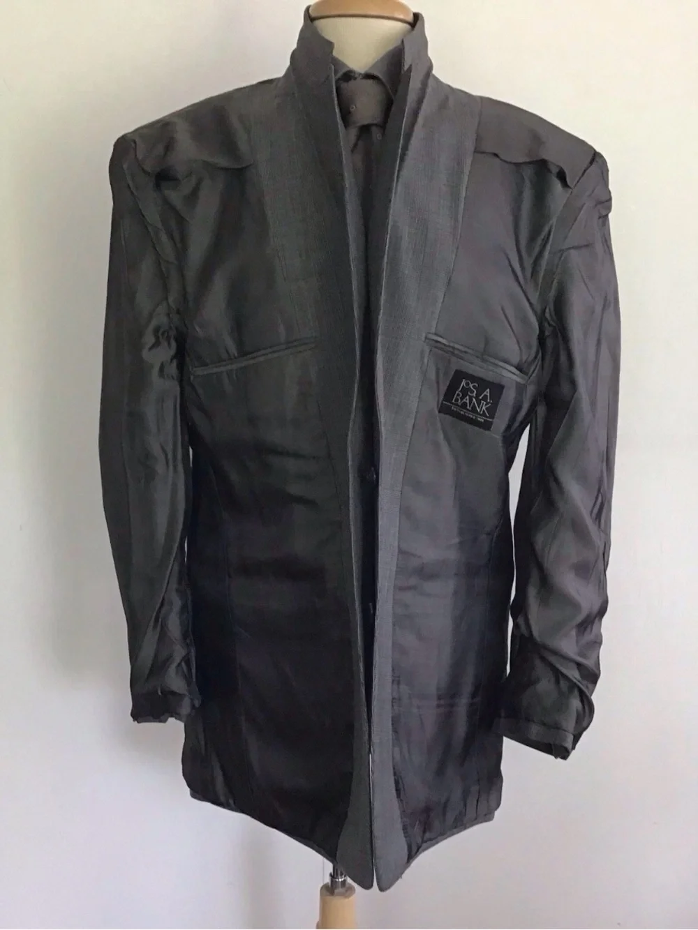 Jos. A. Bank Gray Wool Windowpane Plaid Two Button Notch Collar Blazer 43R EUC